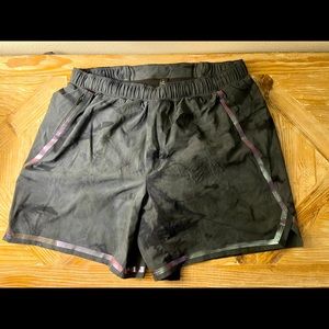 Lululemon Surge Bold Lines Large
